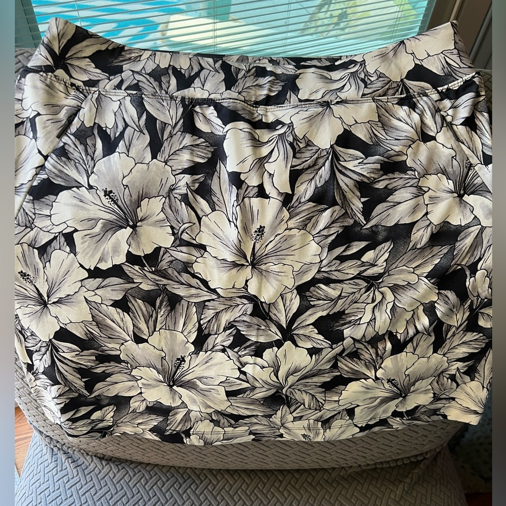 Tommy Bahama Aubrey Skort